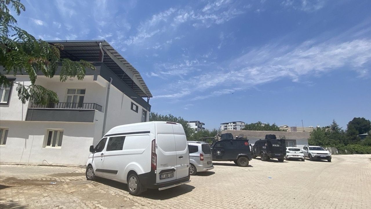 Diyarbakır'da Çekiçli Saldırı: Baba Ağır Yaralandı