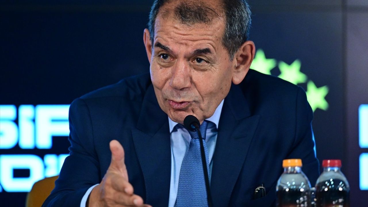 Dursun Özbek: Galatasaray UEFA Şampiyonlar Ligi'ne hazırlıkta