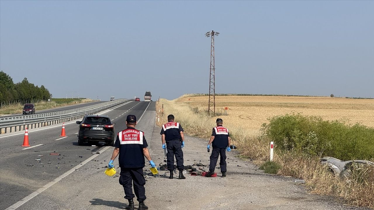 Edirne'de Feci Kaza: 1 Ölü, 1 Yaralı