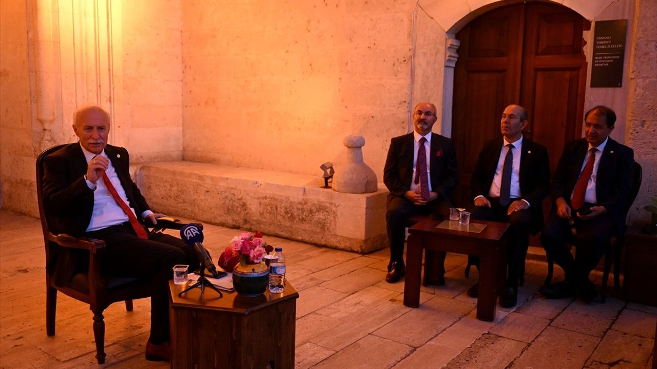 Edirne'de Gece Müzeciliği Uygulaması: Sultan II. Bayezid Külliyesi Sağlık Müzesi
