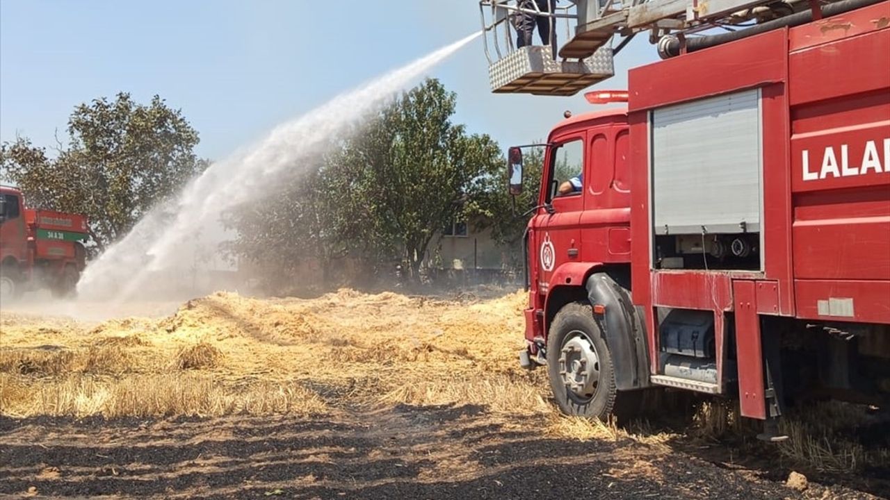 Edirne'de Yangın: Anızdan Metruk Evler ile Tarlaya Sıçradı