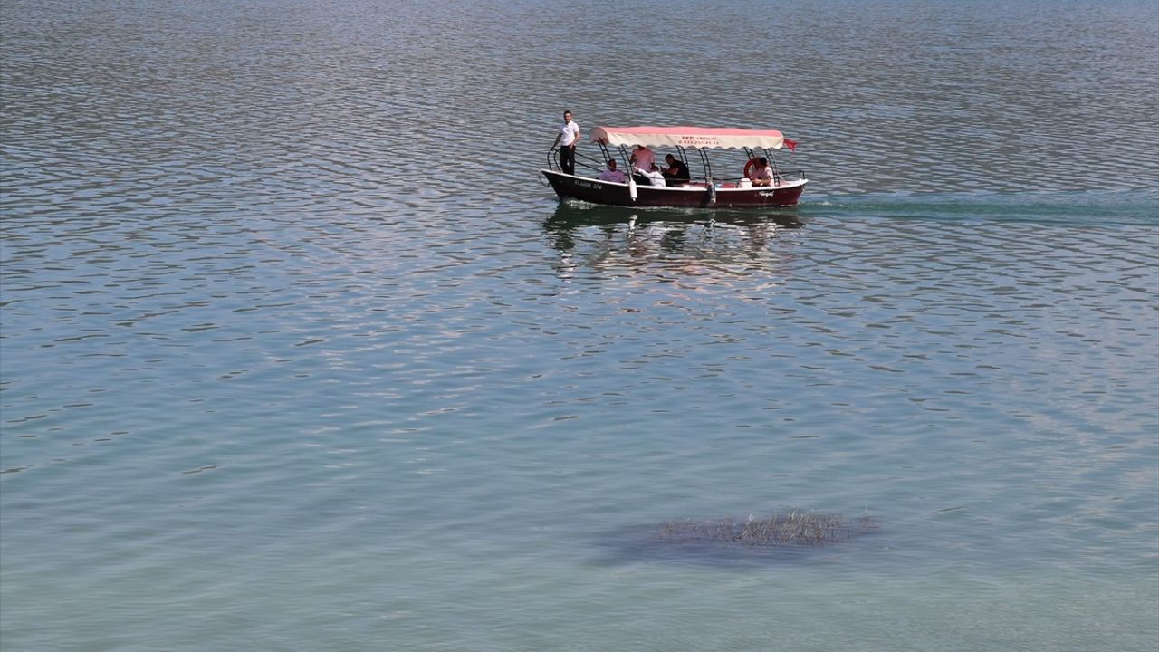 Eğirdir Gölü'nde Kuraklık ve Biyolojik Kirlilik Sorunları