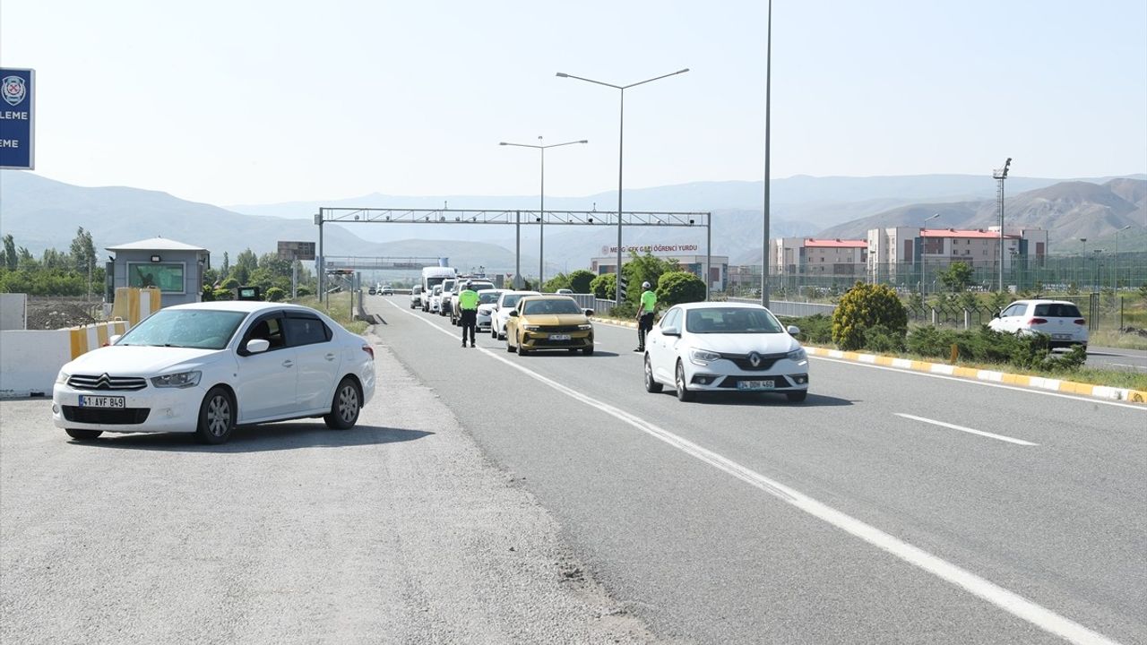 Erzincan'da Kurban Bayramı Trafik Denetimleri Yoğunlaştırıldı