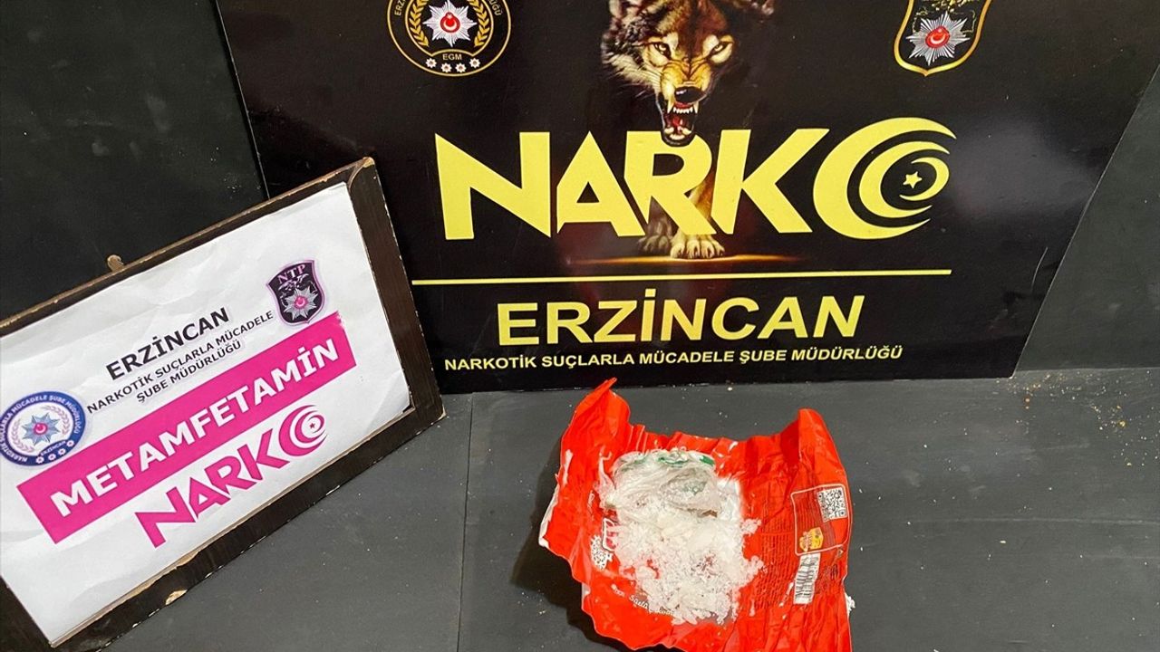 Erzincan'da Uyuşturucu Operasyonu: İki Şüpheli Gözaltında
