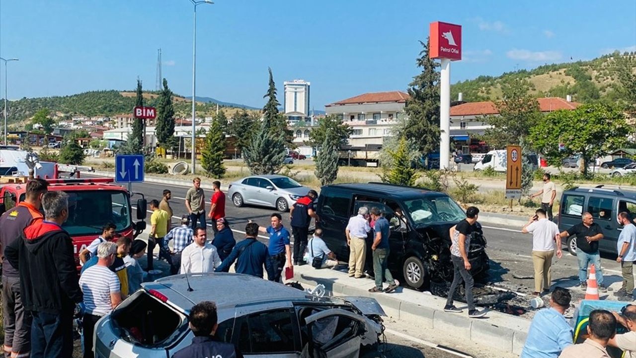 Eskipazar'da Trafik Kazası: 7 Yaralı
