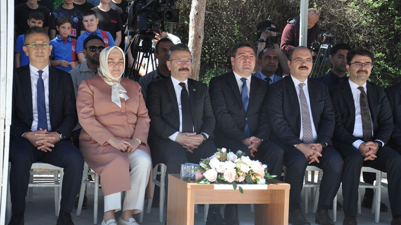 Eskişehir Anadolu İmam Hatip Lisesi Açılış Töreni Gerçekleşti