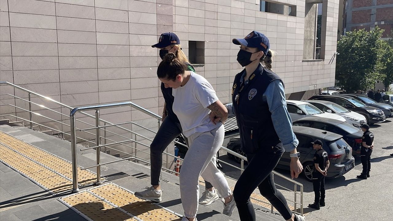 Eskişehir'de Dolandırıcılık Operasyonu: 8 Şüpheli Tutuklandı