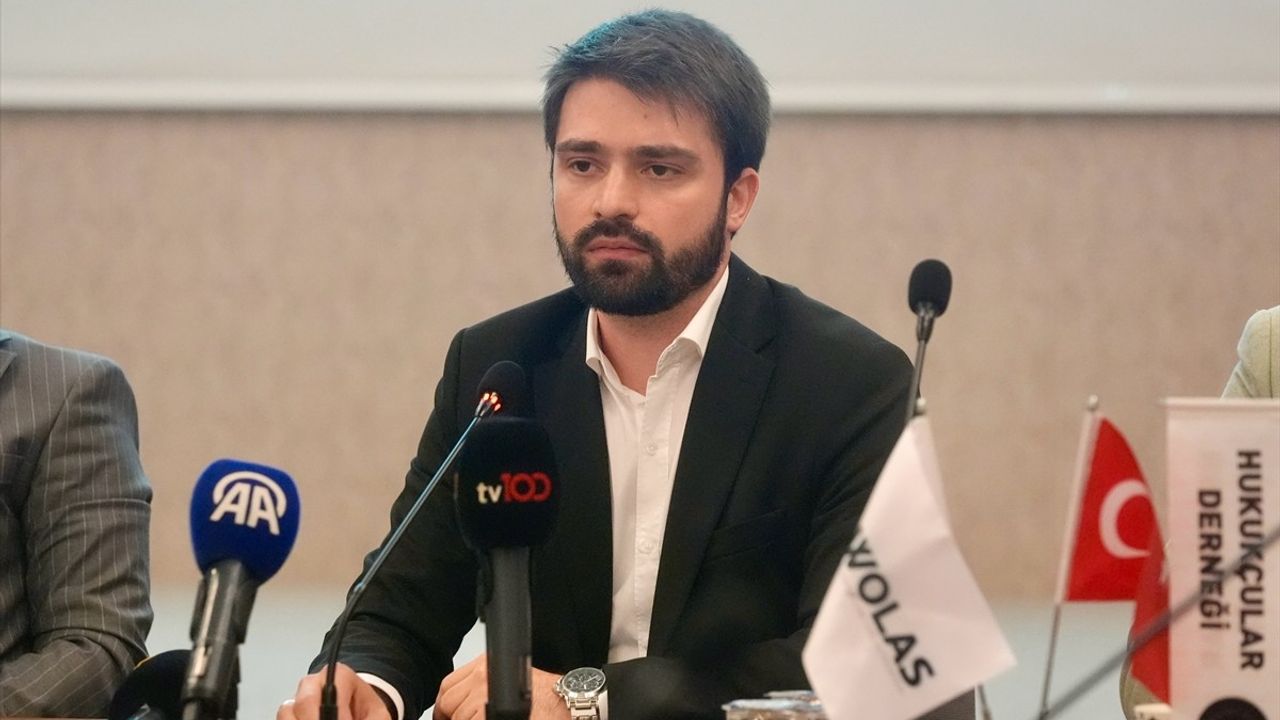 Filistin Halkının Mücadelesinin Hukuki Meşruiyeti Raporu Tanıtıldı