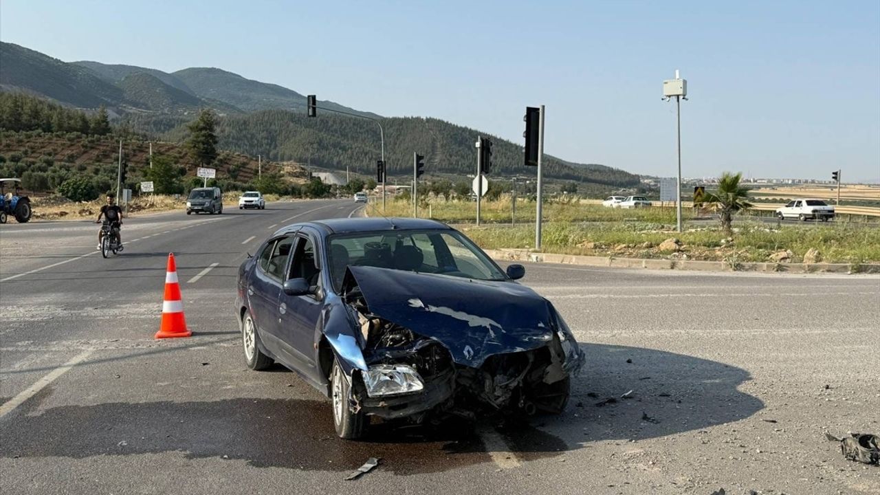Gaziantep'te Otomobil Kazası: 5 Yaralı