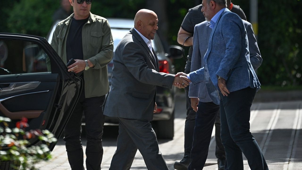 HAK-İŞ Genel Başkanı Arslan, Kamu İşçilerine Yönelik Zam Görüşmelerinde Açıklamalarda Bulundu
