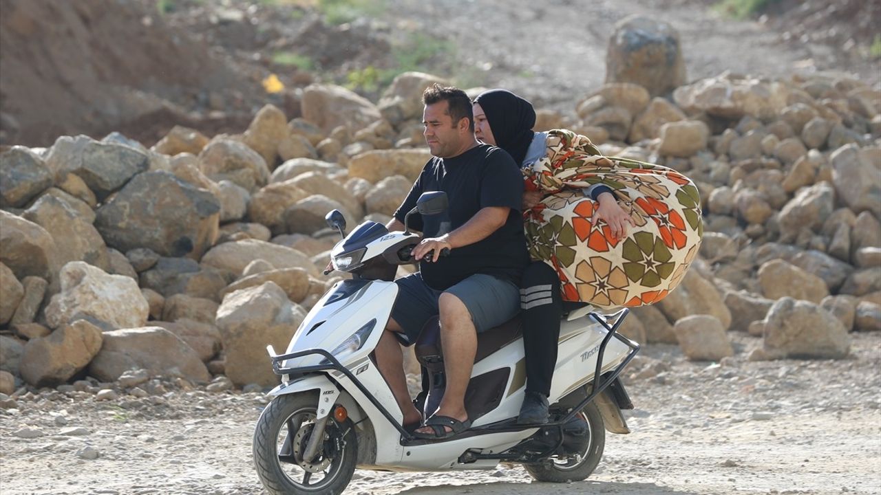 Hatay'da Orman Yangını: 160 Hane Tahliye Edildi