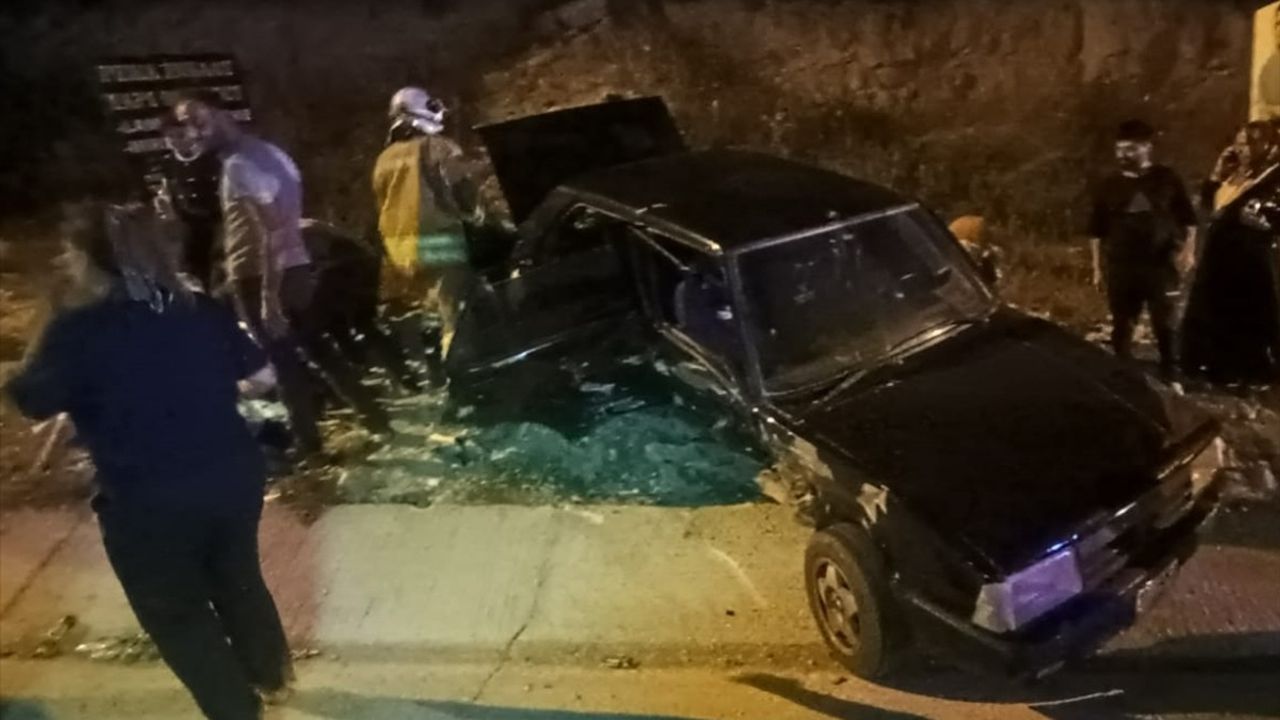 Hatay'da Trafik Kazası: 1'i Ağır 6 Yaralı