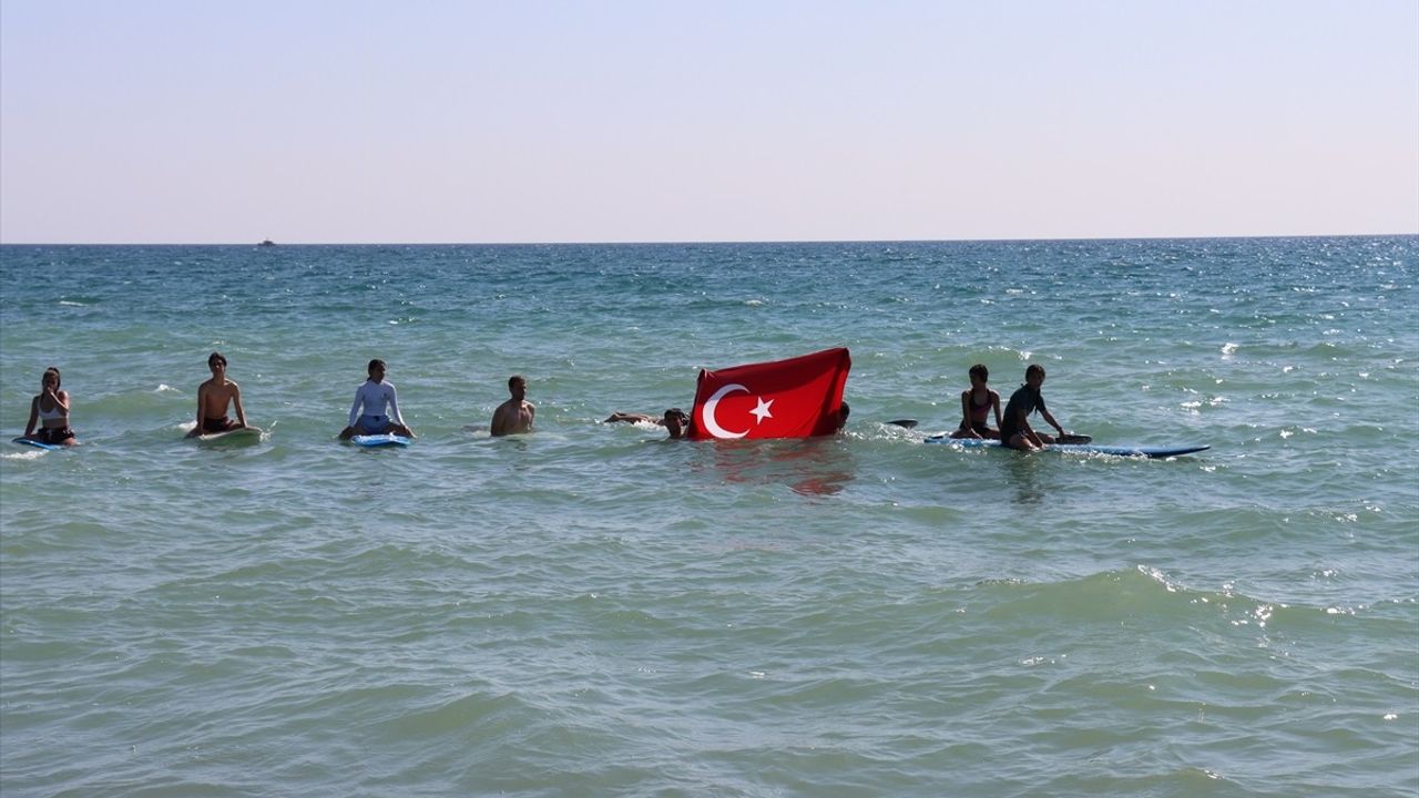 Hatay'da Yeni Sörf Merkezi Sporcu Yetiştiriyor