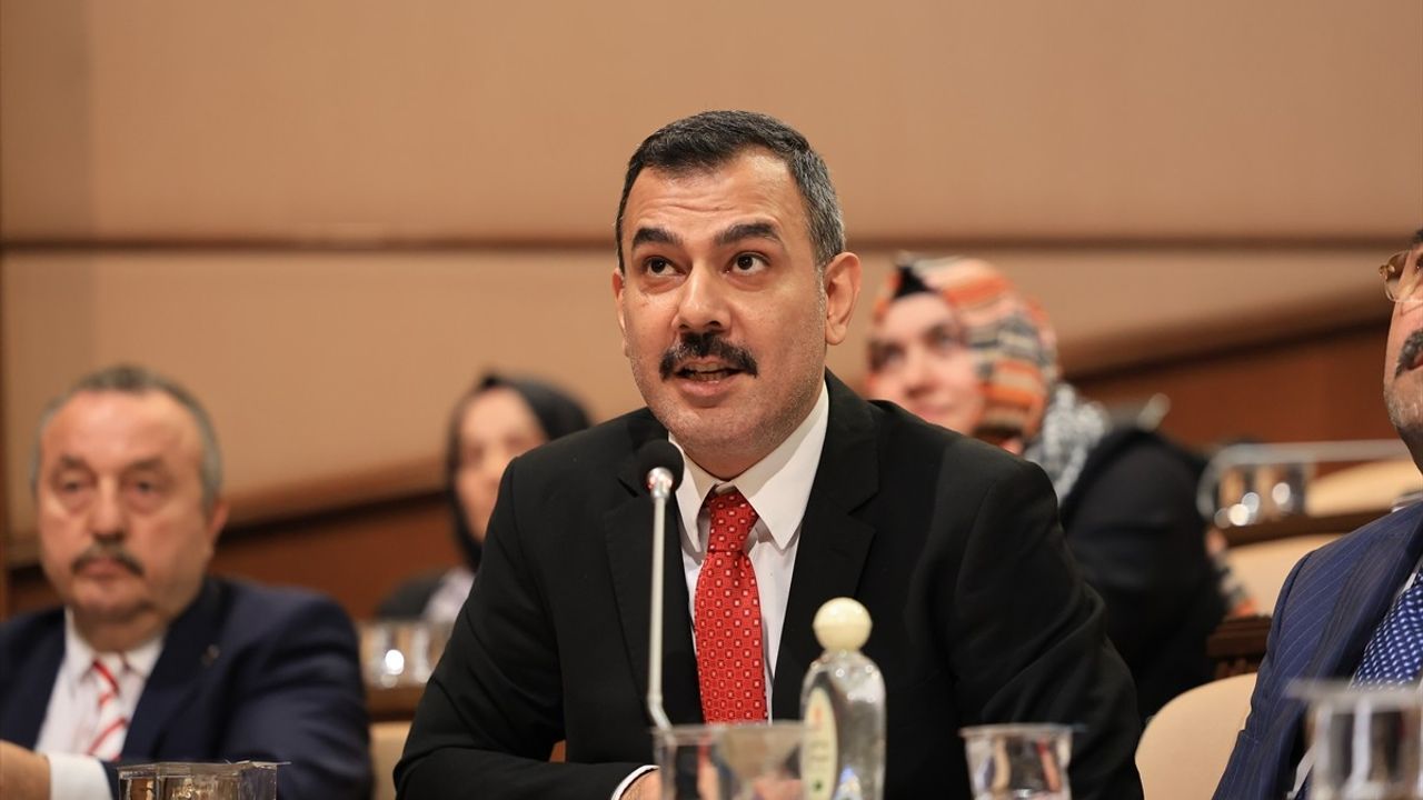 İBB Meclisi'nde Yolsuzluk Tartışmaları ve İfadeler