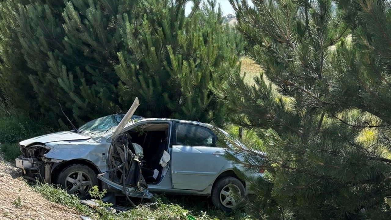 Isparta'da Feci Kaza: 1 Ölü, 1 Yaralı