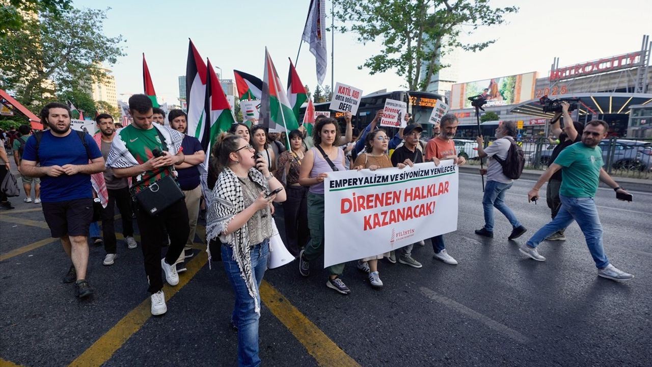 İsrail'in İstanbul Başkonsolosluğu Önünde Filistin Eylem Komitesi Protestosu