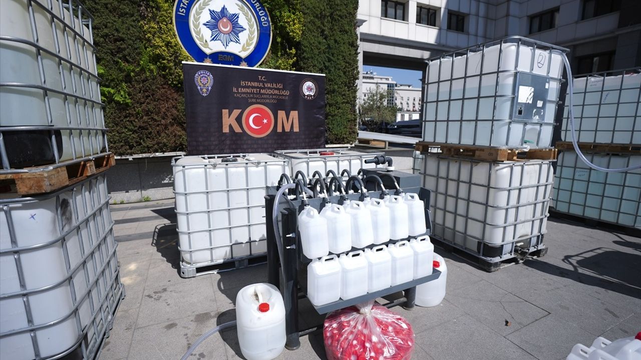 İstanbul'da Sahte İçki Operasyonu: 9 Gözaltı