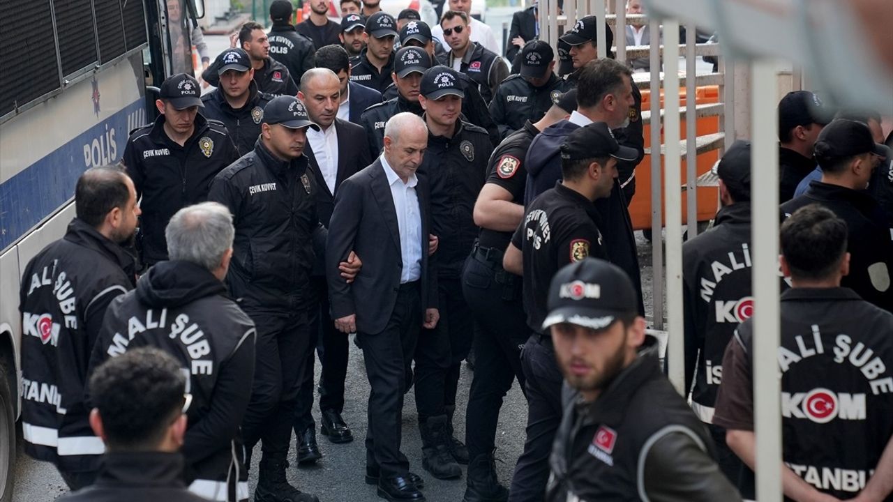 İstanbul'da Yolsuzluk Soruşturmalarında 38 Şüpheli Adliyeye Sevk Edildi