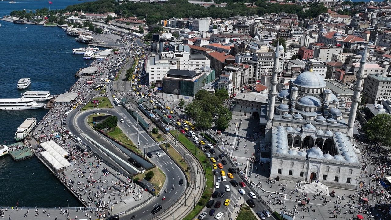 İstanbul'un Tarihi Yarımada'sında Kurban Bayramı Yoğunluğu