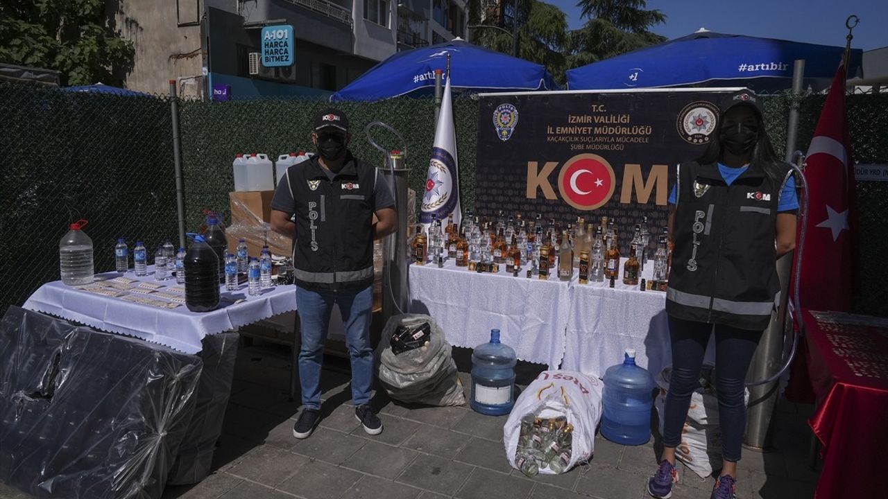 İzmir'de Sahte İçki Operasyonu: 6 Şüpheli Tutuklandı