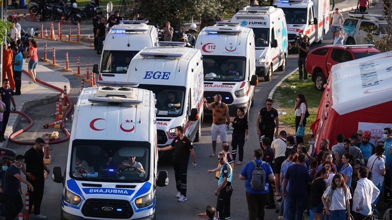 İzmir'deki Yangın Olayında Tedbirler Alınıyor
