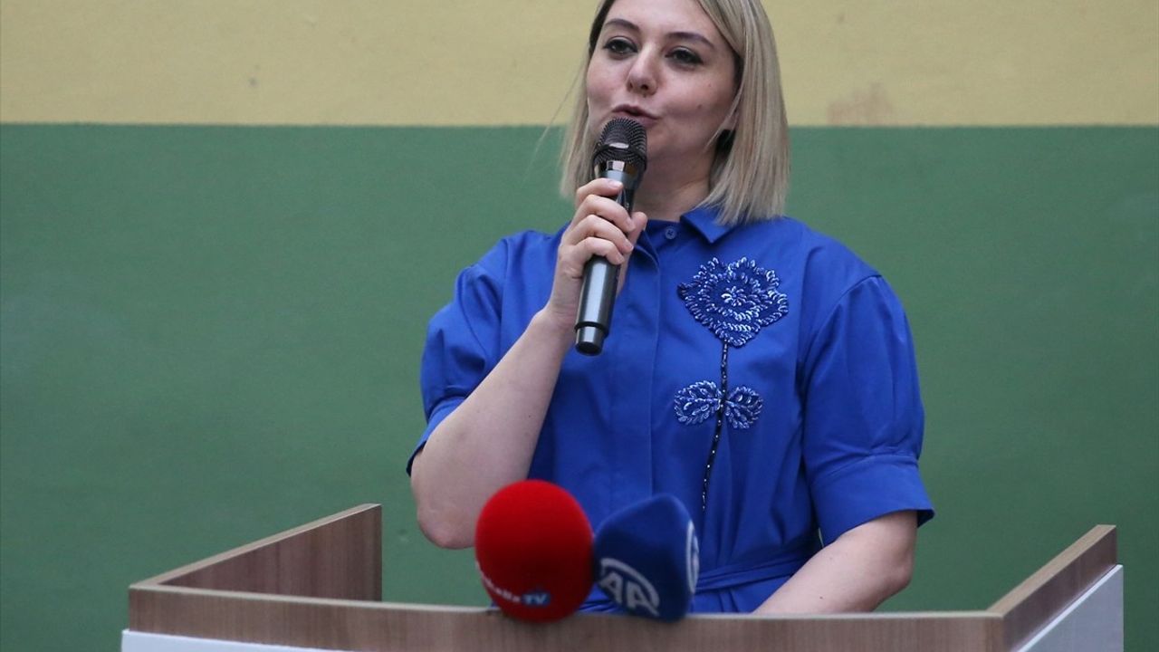 Kastamonu Üniversitesi'nden Açık Hava Sineması Etkinliği