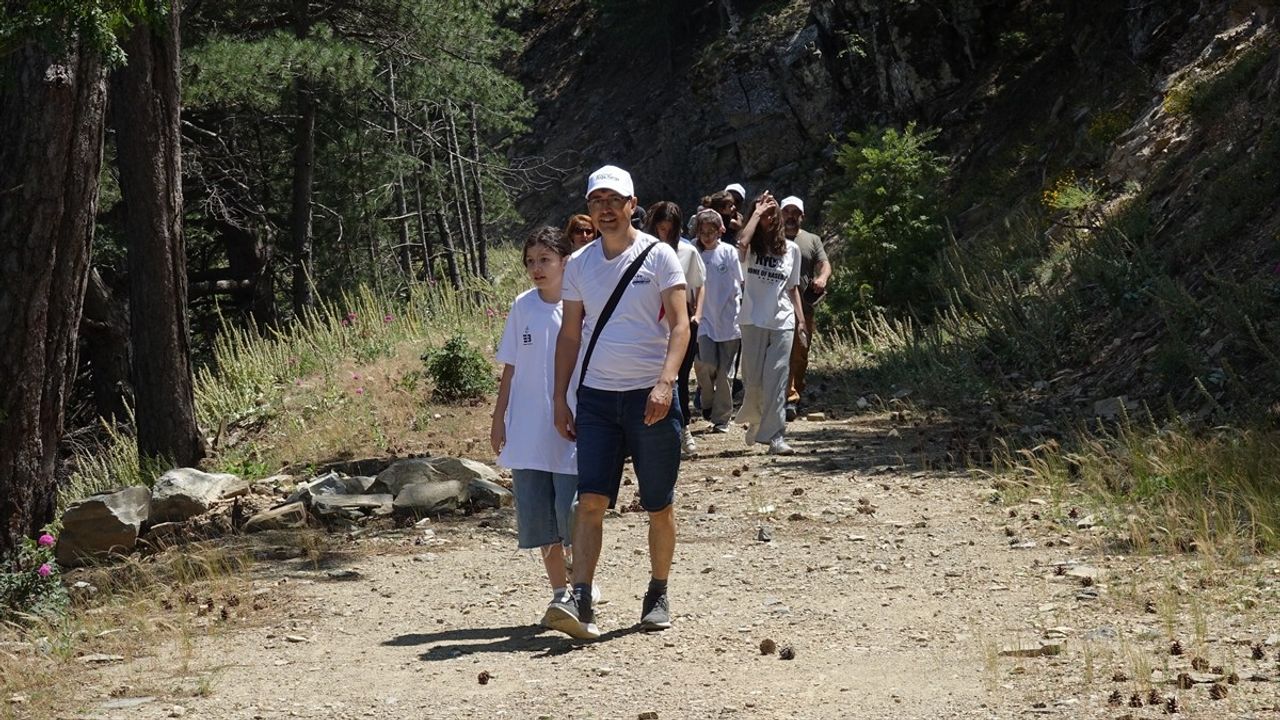 Kazdağları'nda Babalar Günü'ne Özel Doğa Kampı