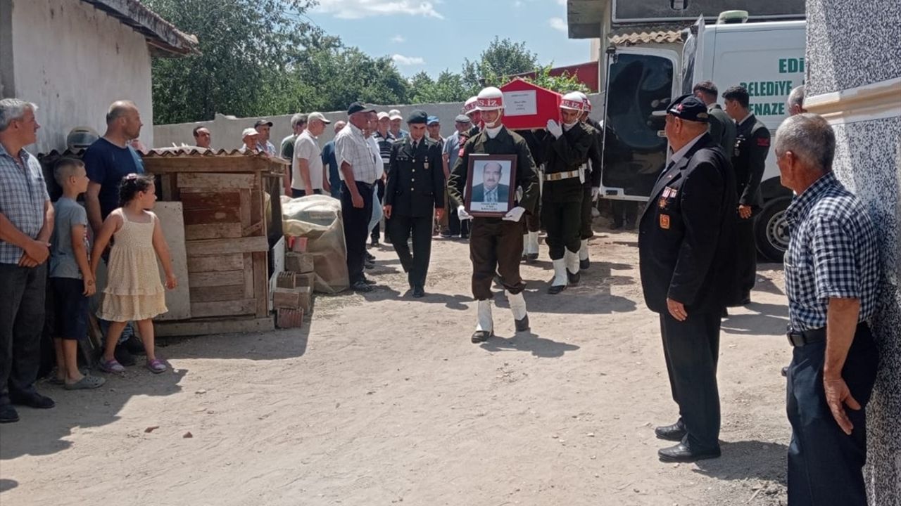 Kıbrıs Gazisi Ahmet Ada, Edirne'de Son Yolculuğuna Uğurlandı