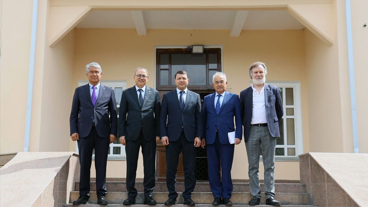 Kırgızistan'da Cengiz Aytmatov Forumuna Hazırlık