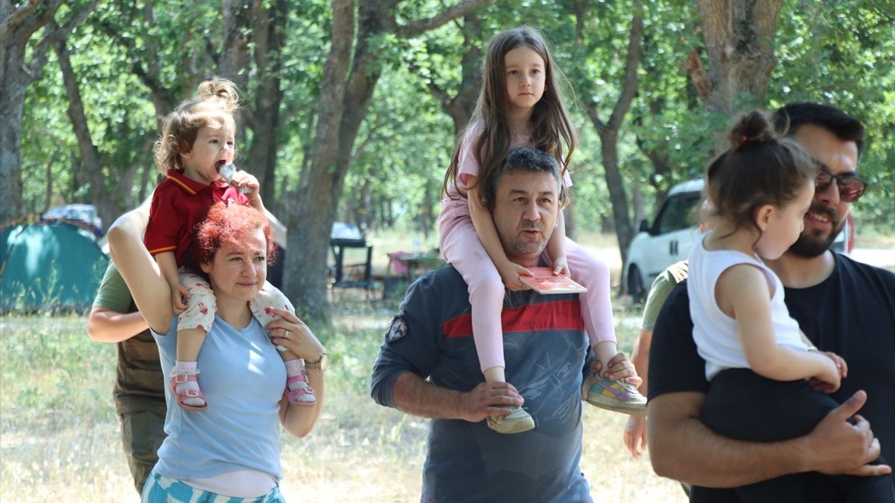 Kırklareli'nde Babalar ve Çocuklar Doğa Yürüyüşü Etkinliği Düzenlendi
