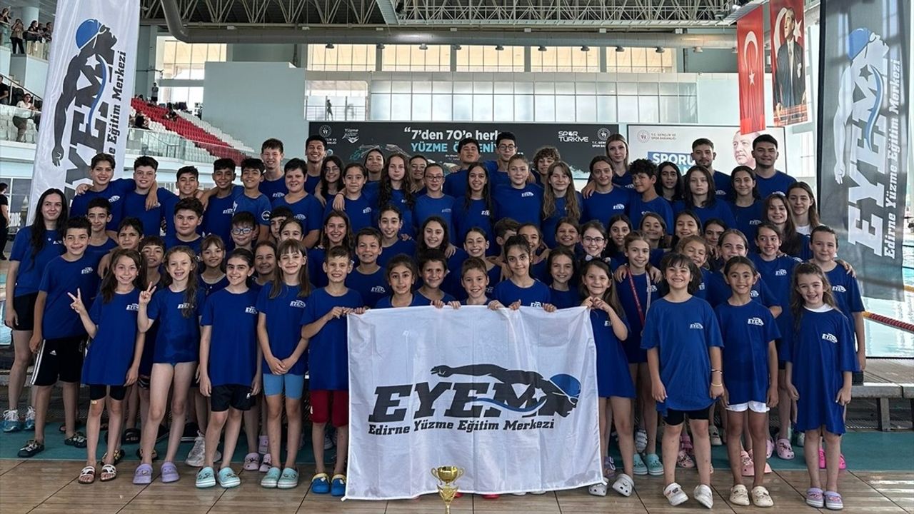 Kırkpınar Yüzme Şenliği 2023'te Coşku İle Tamamlandı