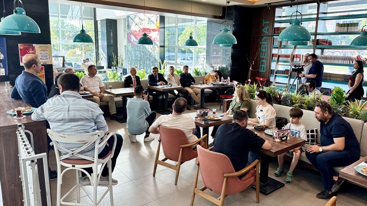 Kırşehir'de Tarım Uygulamaları Bilim Kafesiyle Tanıtıldı