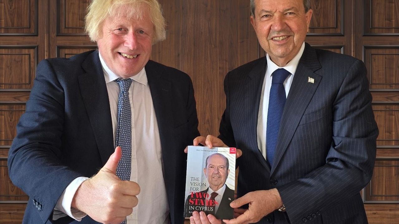KKTC Cumhurbaşkanı Ersin Tatar, Boris Johnson ile Özel Bir Görüşme Gerçekleştirdi