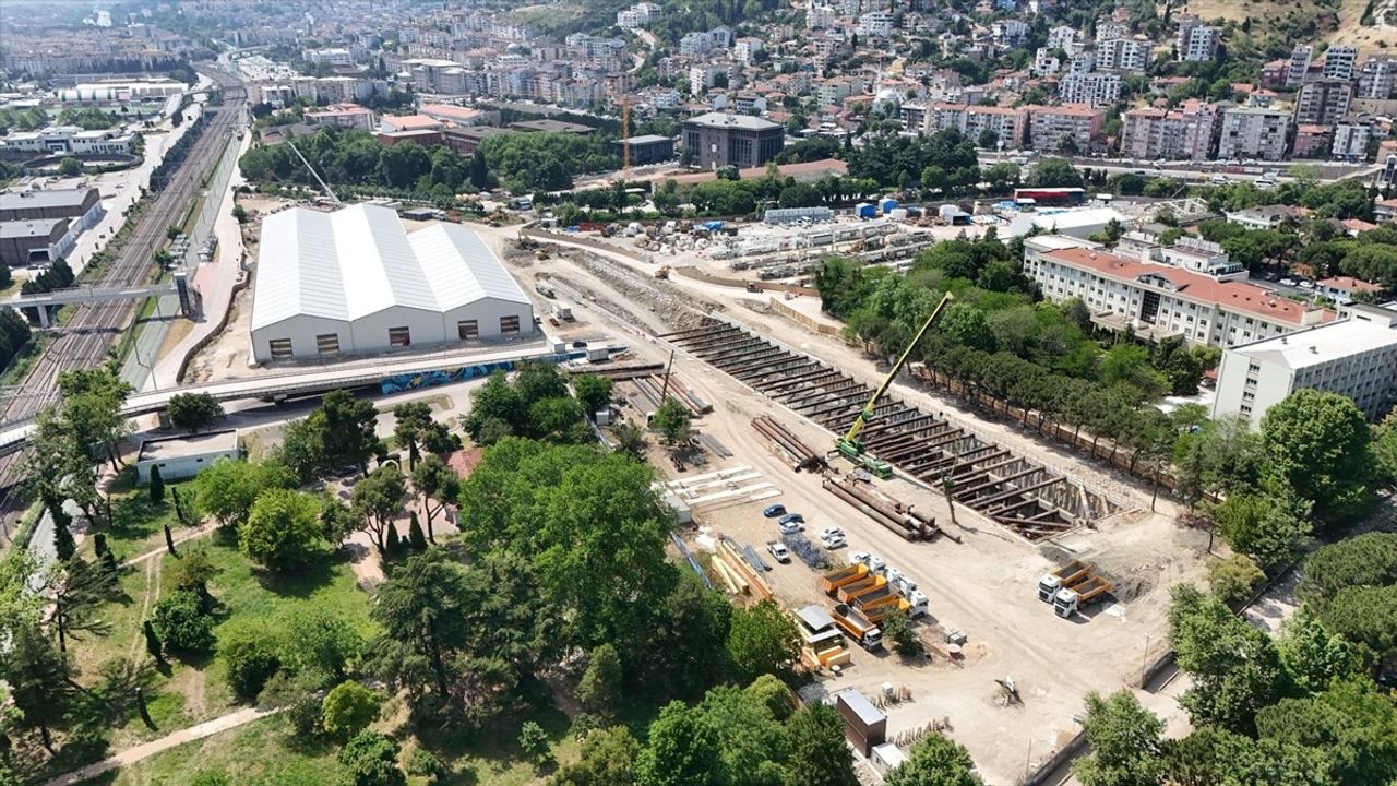 Körfezray Metro Projesi'nde Çalışmalar Tüm Hızıyla Devam Ediyor