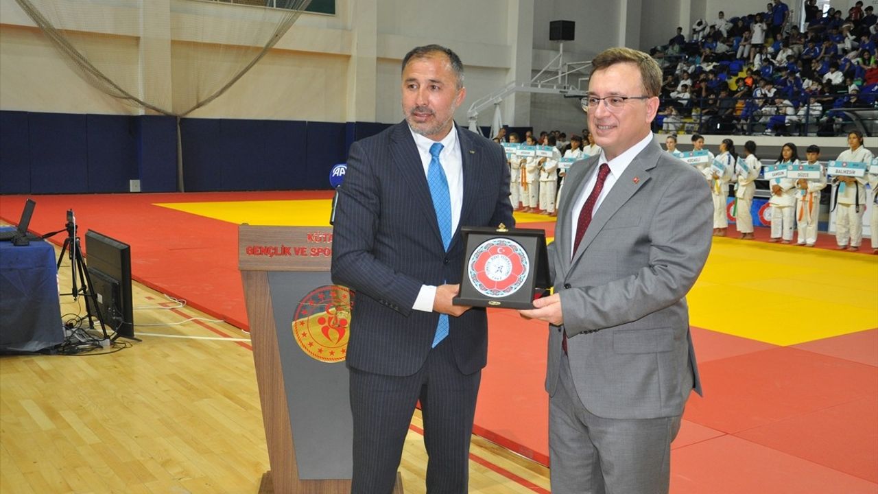 Kütahya'da Spor Toto Yıldızlar Türkiye Judo Şampiyonası Başladı