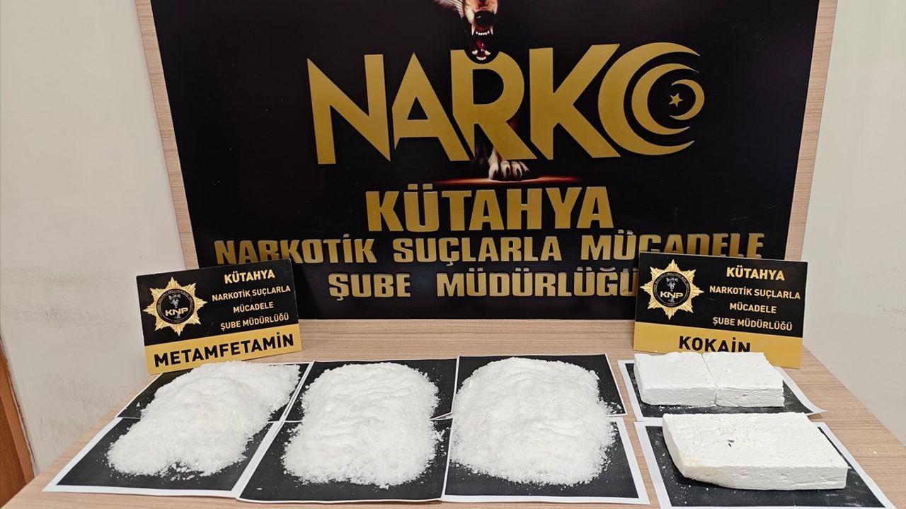 Kütahya'da Uyuşturucu Operasyonu: 3 Şüpheli Tutuklandı