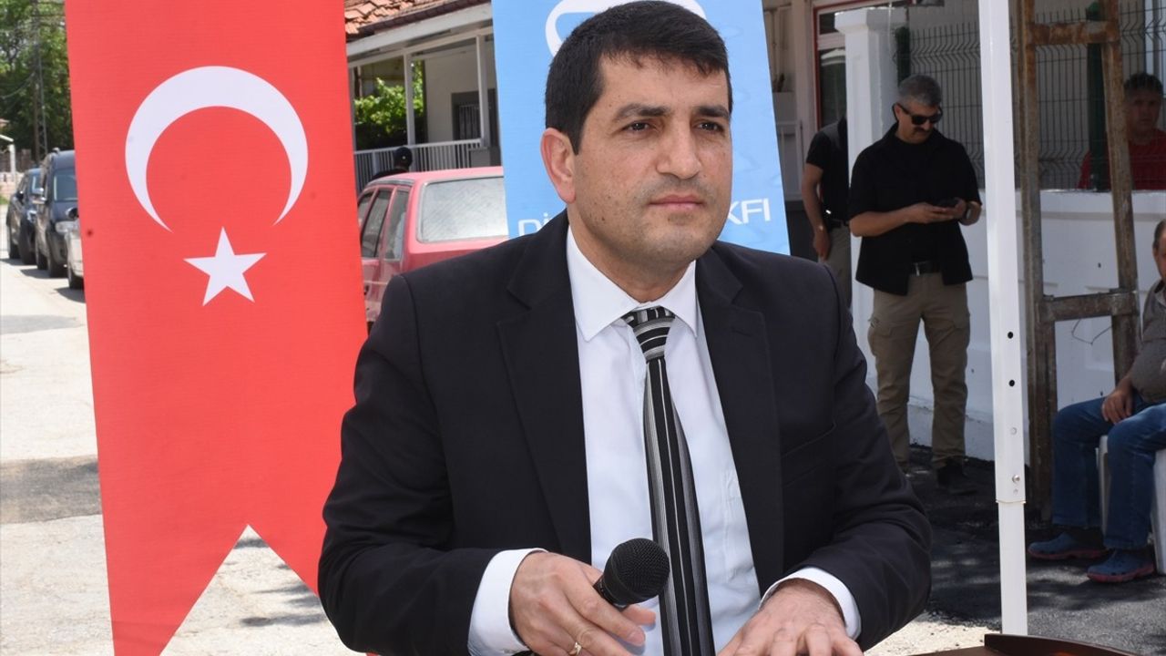 Malatya'da Deprem Sonrası Yeniden İnşa Edilen Cami Açıldı