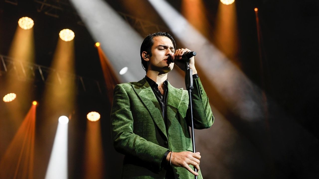 Matteo Bocelli İstanbul'da Unutulmaz Bir Konser Verdi
