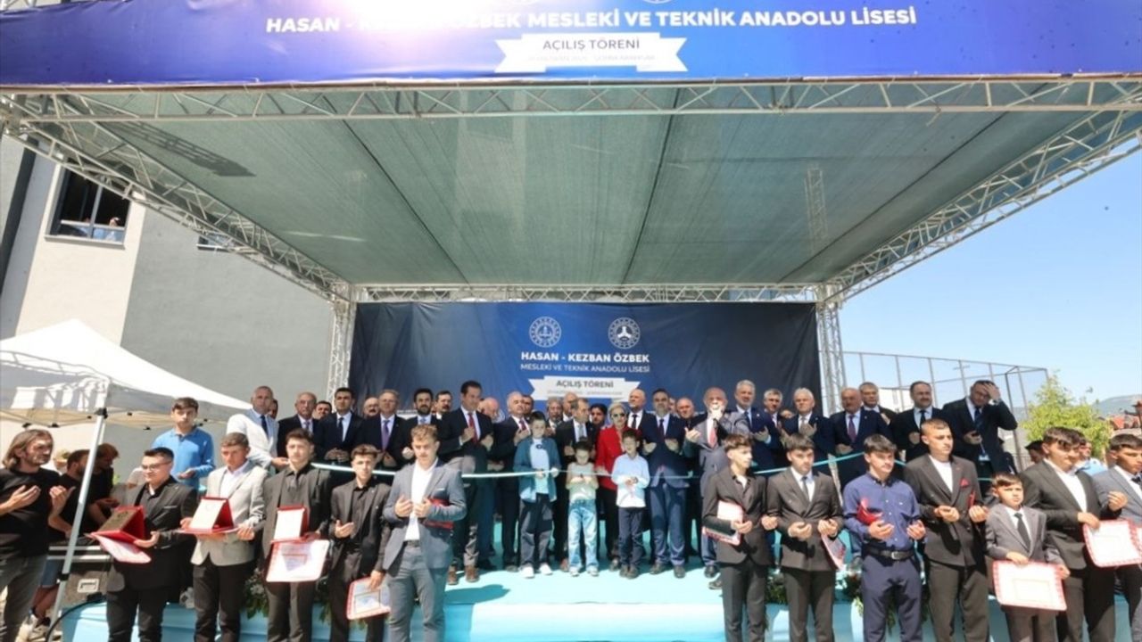 Mehmet Fatih Kacır'dan Giresun'da Eğitim Vurgusu