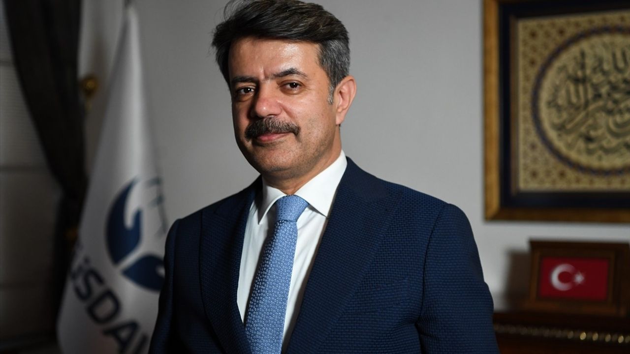 MÜSDAV'dan 'Aile Umresi' Projesi