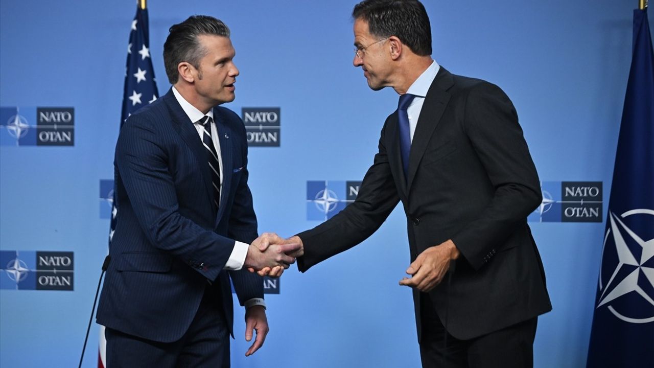 NATO Savunma Bakanları Toplantısı: ABD'nin Savunma Mesajı