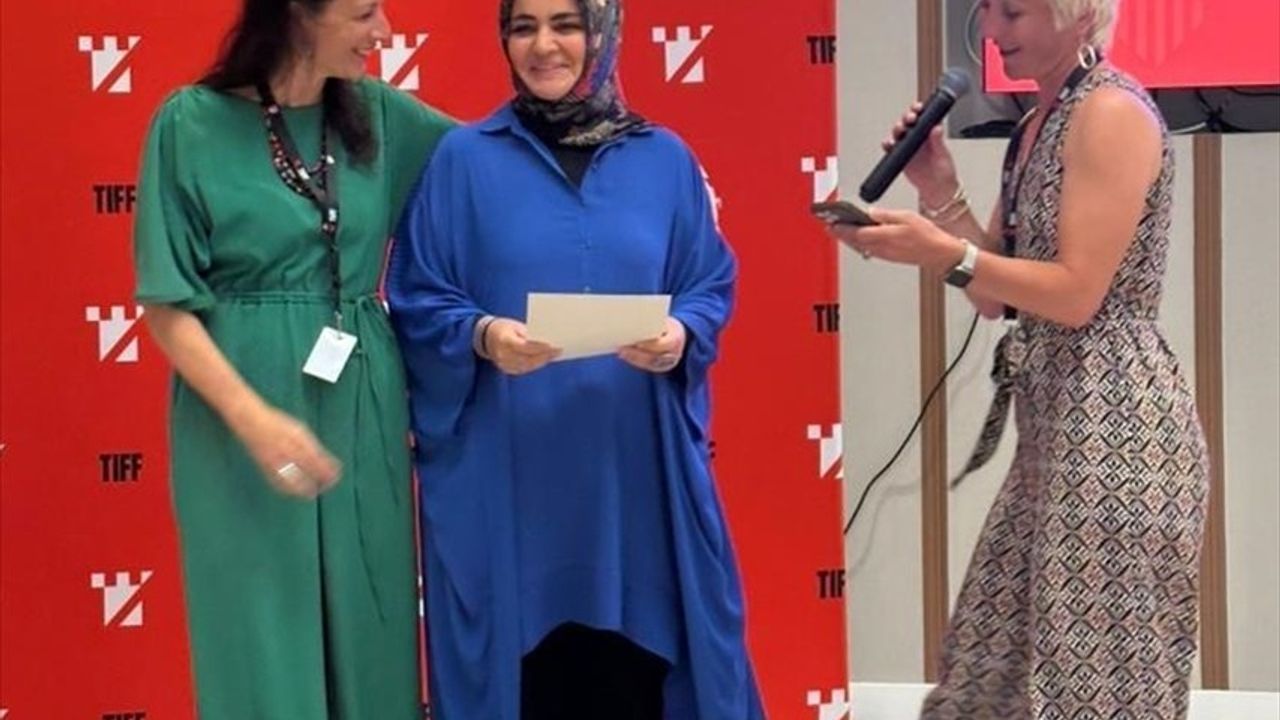 Nuray Kayacan Sünbül'ün 'HEVA' Projesine Romanya'dan Ödül