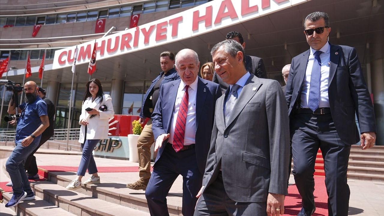 Özgür Özel ve Ümit Özdağ'dan Ortak Açıklamalar