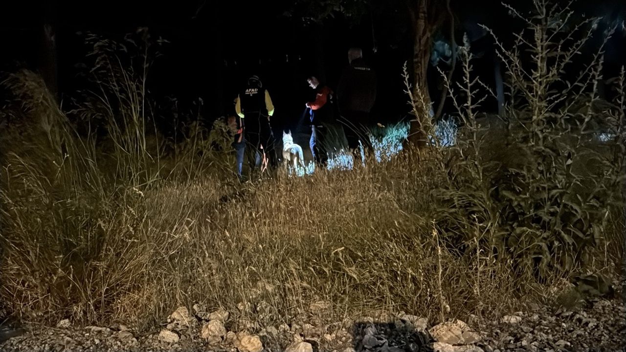 Pendik'te Kayıp Şaban Aksoy İçin Arama Çalışmaları Devam Ediyor