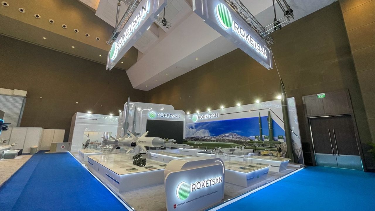 ROKETSAN, Endonezya'da İki Önemli Sözleşme İmzaladı