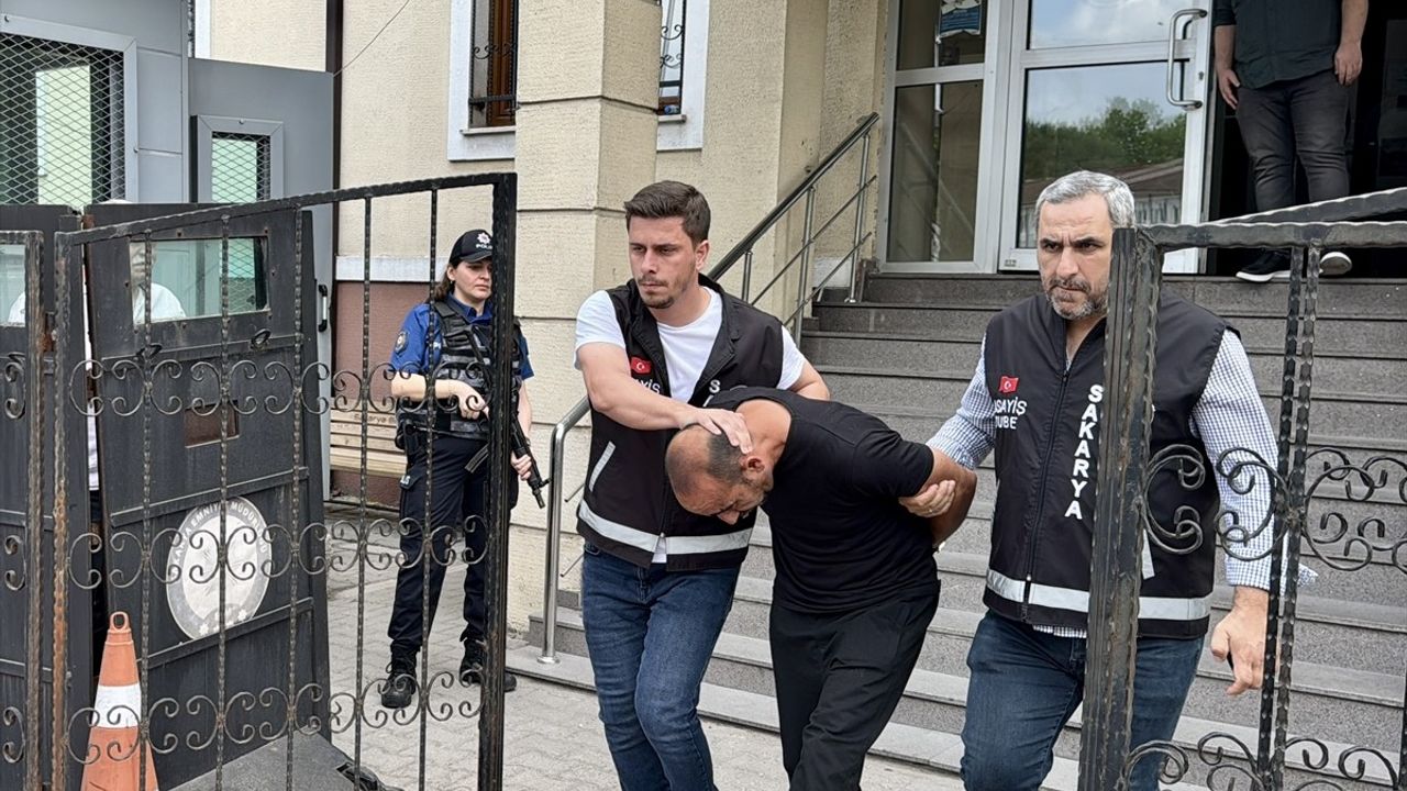 Sakarya'da Eski Eşi Tarafından Vurulan Kadın Hastanede Hayatını Kaybetti