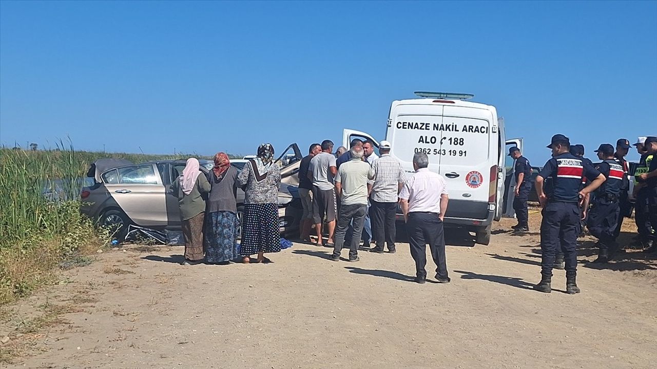 Samsun'da Sulama Kanalına Devrilen Araçta Can Pazarı