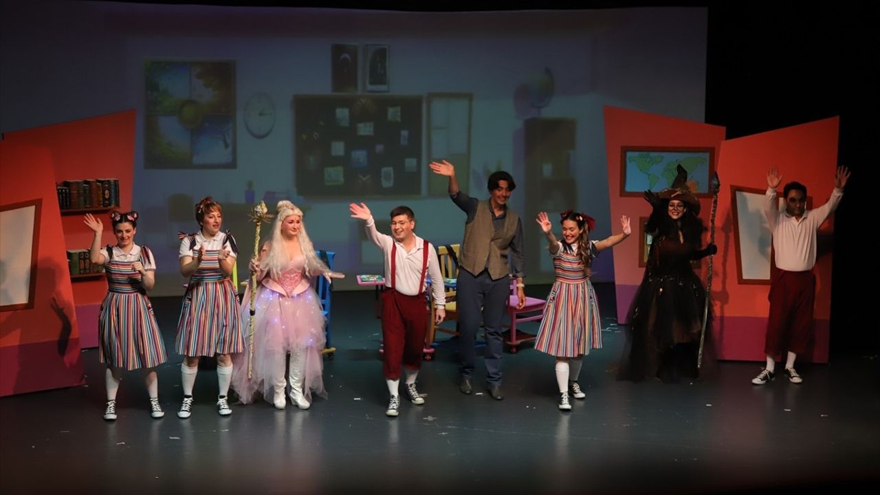 Samsun Devlet Opera ve Balesi'nden Çocuklara Özel Performans: Okulumuz Orman