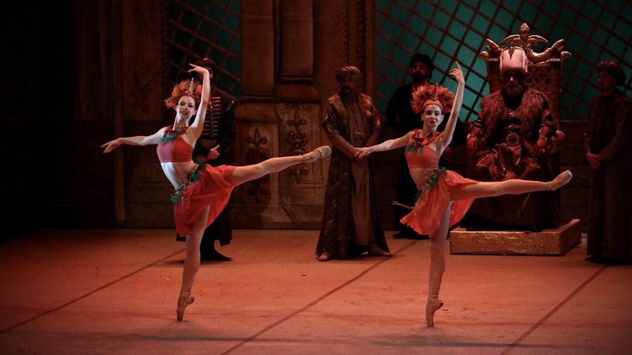 Samsun Devlet Opera ve Balesi, 'Piri Reis' Balesini Sanatseverlerle Buluşturdu