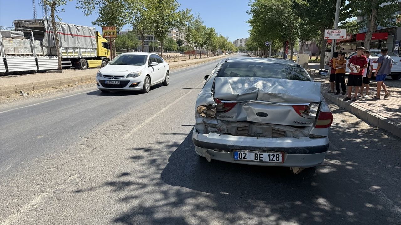 Şanlıurfa'da Tır Kazası: 6 Yaralı